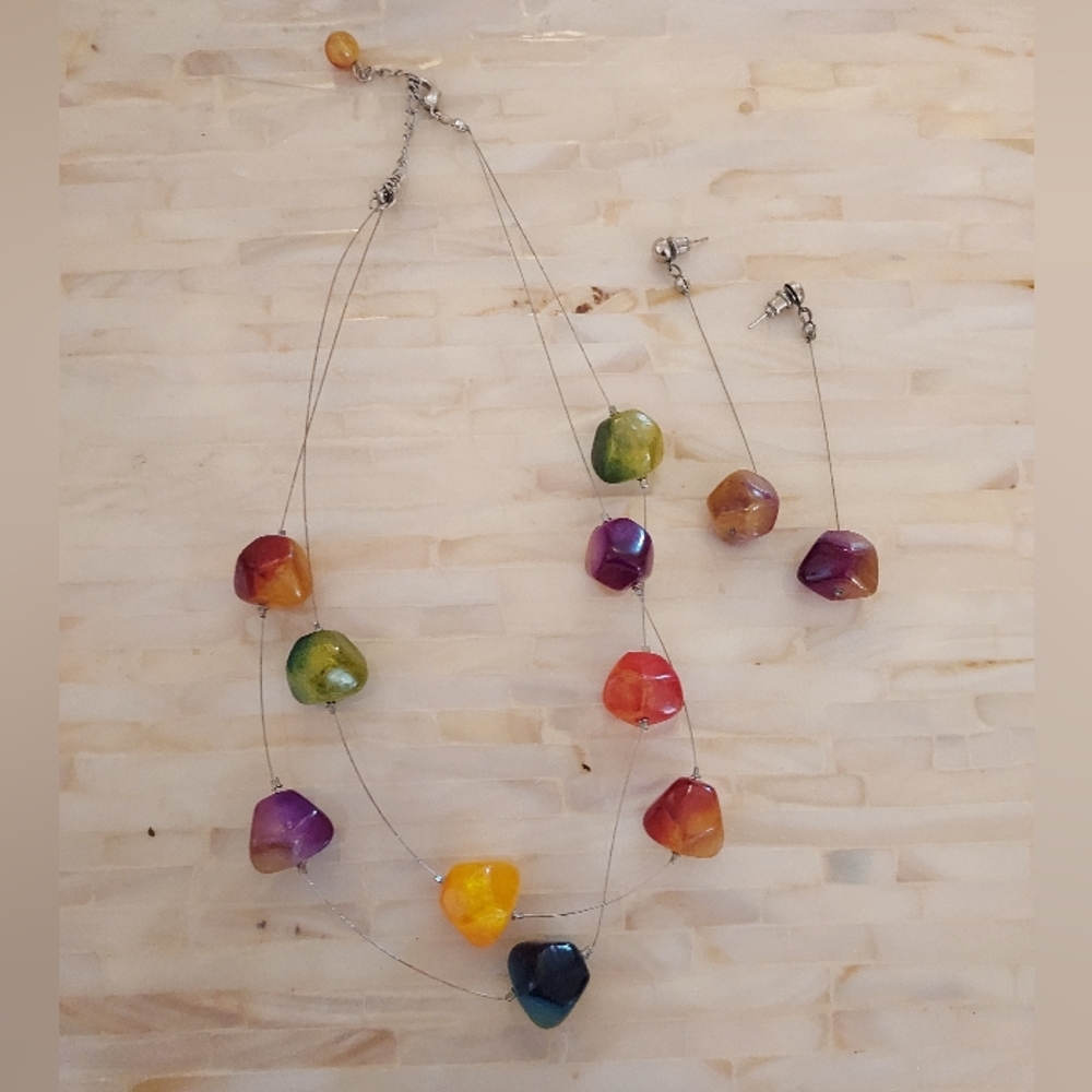 Multi-colored Necklace & Earring set multicolored